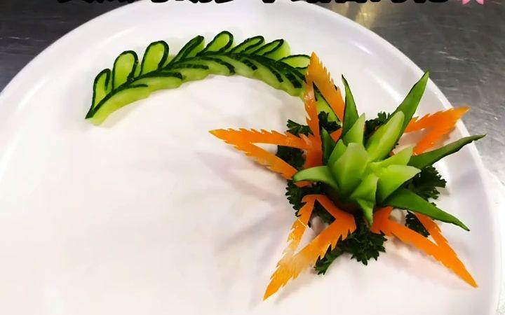 黄瓜与胡萝卜结合的盘饰教程