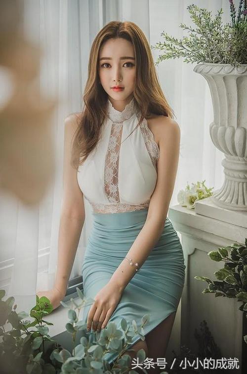 韩国气质女神:美女蕾丝透视气质诱惑写真
