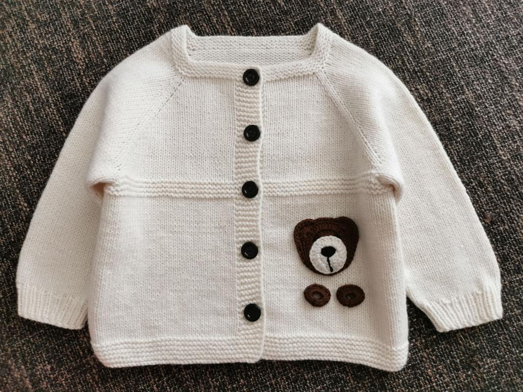 儿童小熊开衫毛衣(从上往下织) 用针:三燕 领口,袖口11号针;正身10号