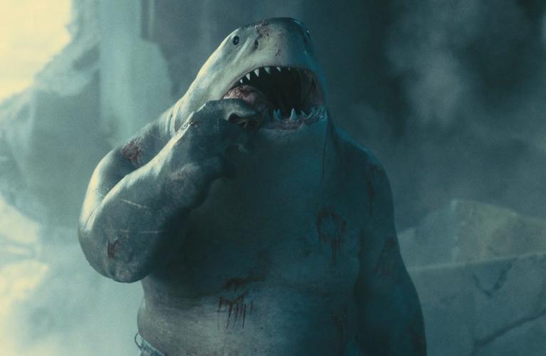 鲨鱼王是电影中的萌宠型角色,图片来源:《x特遣队:集结》剧照