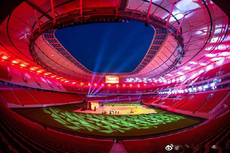 「图集」上海浦东足球场正式揭幕