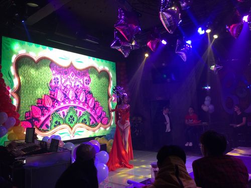 gay吧里看表演-彩虹酒吧-只看该作者-乐在哈尔滨-大众点评社区