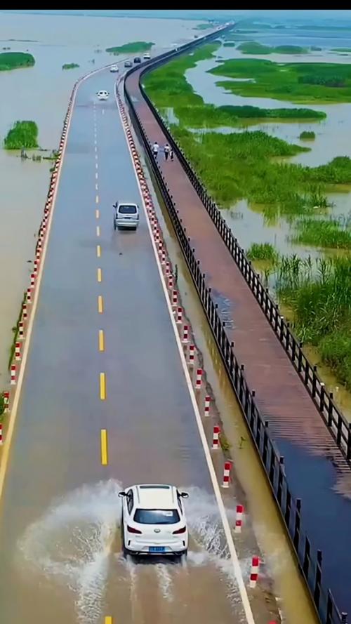 中国最美水上公路 ,美爆了