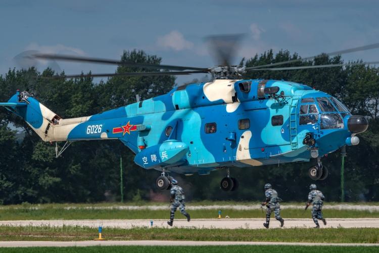 中国曾得到一架美国支奴干直升机,为什么却迟迟没有进行仿制?