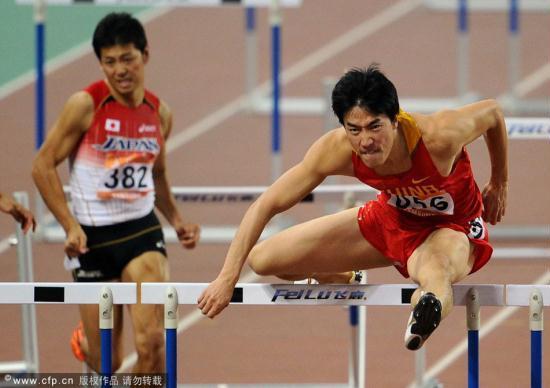 纪录的成绩夺得金牌后,一位曾经现场观目睹08北京奥运会110米栏比赛的