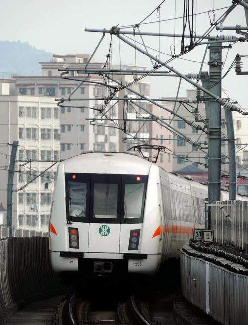 深圳地铁1号线高架段