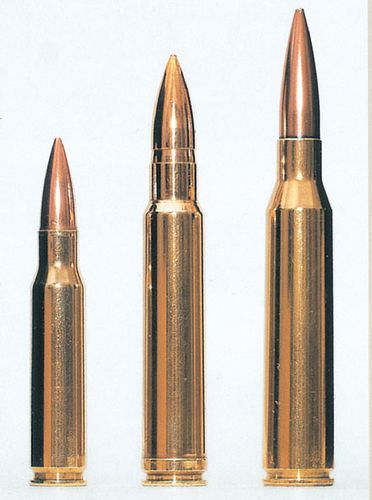 图文:英ai公司awm-f步枪使用的不同口径枪弹