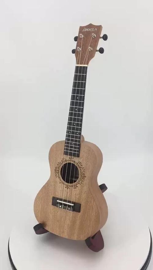 初学新款尤克里里入门ukulele夏威夷吉他21寸23寸26寸音色手感佳