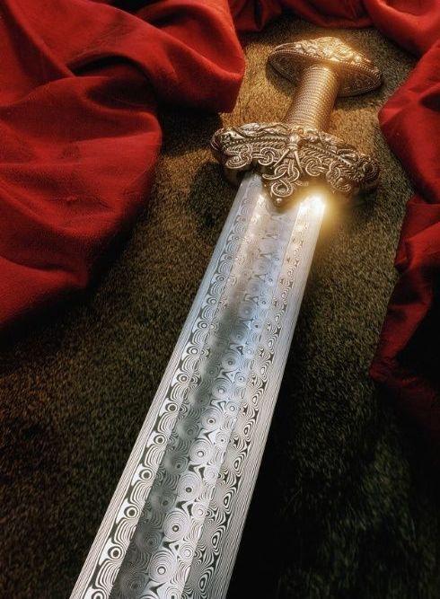 原版巨阙剑