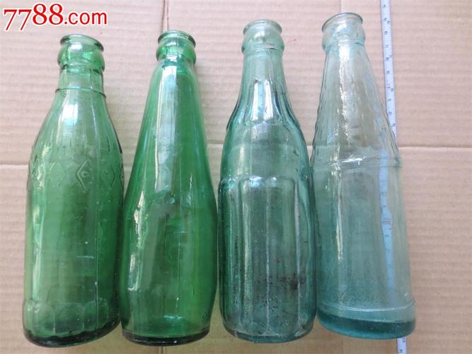 老玻璃汽水瓶