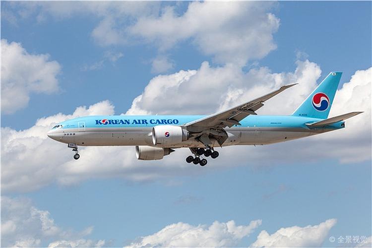 标 题:大韩航空,货物,波音 英 文:korean air cargo boeing 777f 编