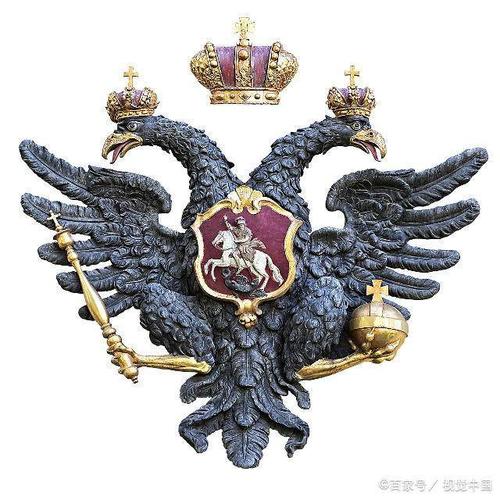 君士坦丁的标记就是双头鹰.它代表着罗马帝国横跨东方和西方.