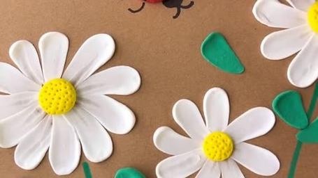 春天到啦,用粘土画好看的小雏菊,快试试吧!创意美术