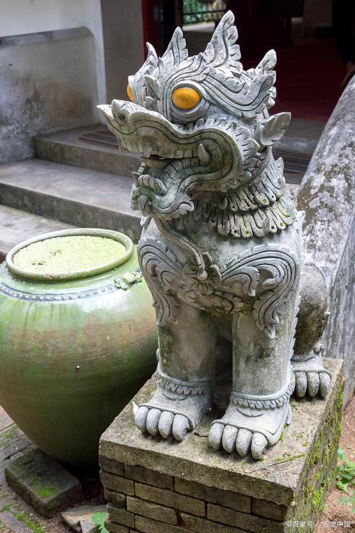 狻猊是中国传统文化中的神兽,寓意着尊贵,神秘和力量.