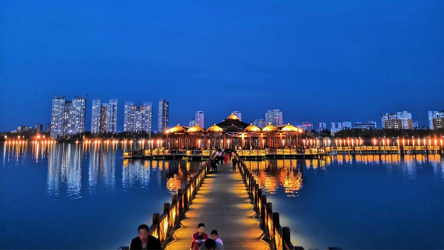 大庆黎明湖的风光景色.2019年5月5日