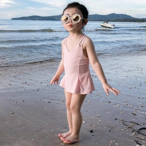 儿童泳衣女童女宝宝小童韩国游泳衣度假速干吊带公主裙式连体泳装