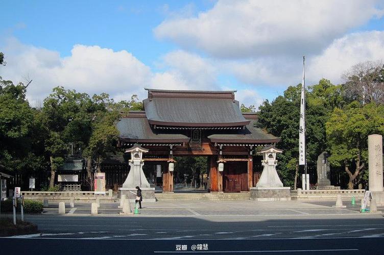 凑川神社