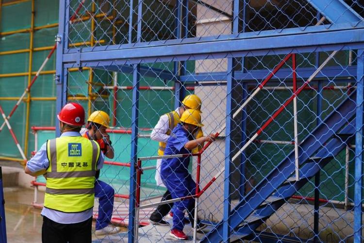 上海这一中心城区举行建筑工地应急演练,推进安全生产共建共治共享