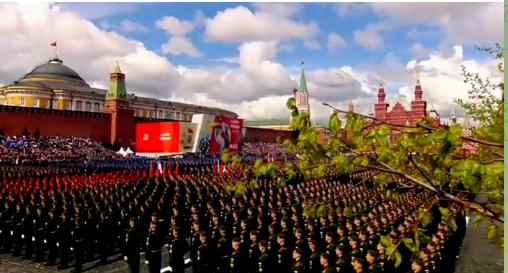 俄罗斯纪念卫国战争胜利77周年红场阅兵式开始  直播截图