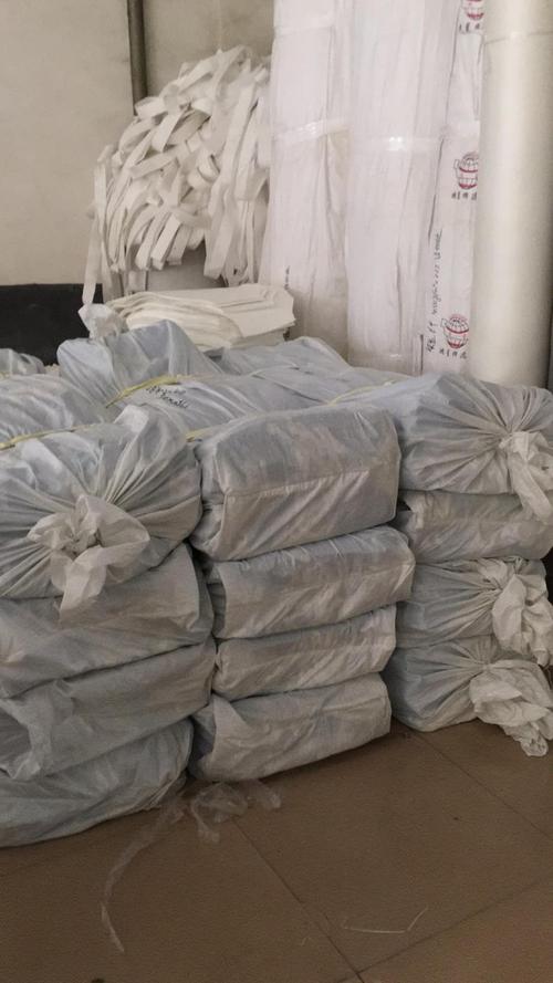 云南自由贸易试验区三州科技有限公司:工业用布除尘布袋,吨袋篇