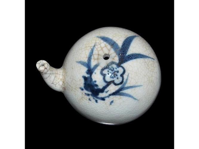 > 韓國 高麗李氏王朝 十八至十九世紀 青花瓷花卉水滴 korean, a blue