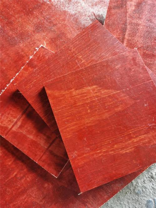 广西铁红镜面模板建筑红板批发厂家供应建筑红模板