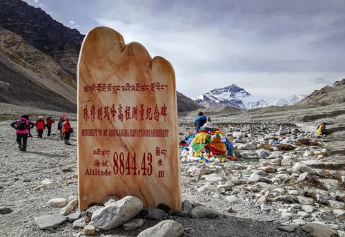 魂牵梦绕西藏行之七 , 珠峰大本营(江孜~萨嗄)摄于2018年6月