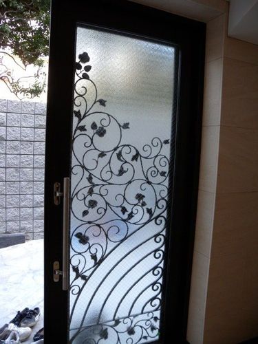 钢化玻璃门定做 上海优质钢化玻璃门定做 汇艺馨圆供