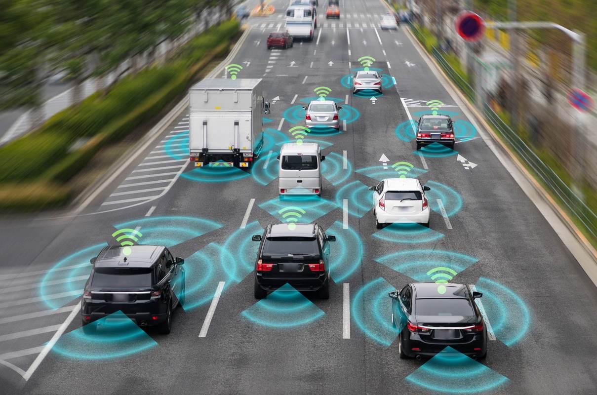 自动驾驶汽车依靠人工智能,视觉计算,雷达,监控装置