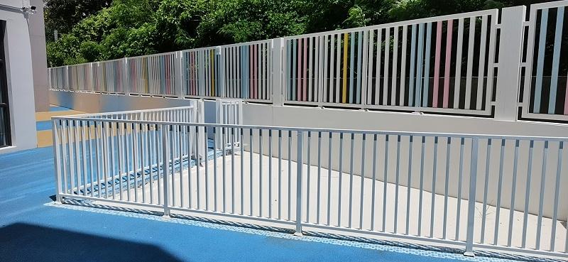 福田翠湾幼儿园铁艺楼梯护手与围栏展示