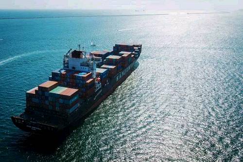 全球航运公司新趋势:船舶"巨型"化有助减开支?