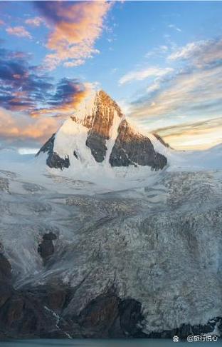 珠穆朗玛峰:海拔8848米的壮丽之巅,探秘与登顶的终极挑战