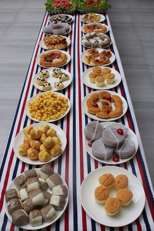 享美食品快乐—漳州一代领秀大地幼儿园自助餐活动
