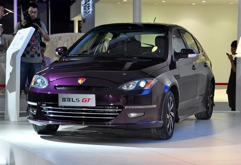 本次2012广州车展上,莲花汽车宣布l5 gt上市,售价为9.68万元.