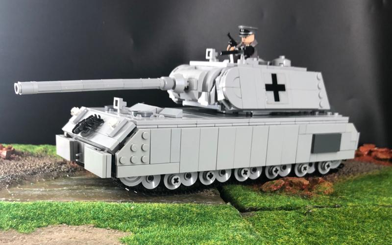 柒彩moc旋转展示系列第四期二战鼠式坦克乐高积木模型展示