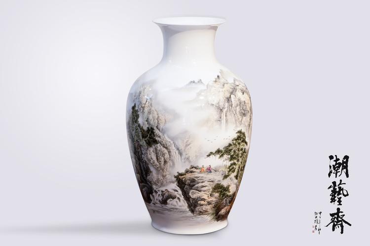 潮彩骨瓷花瓶《幽谷鸣泉图》(纯手绘)