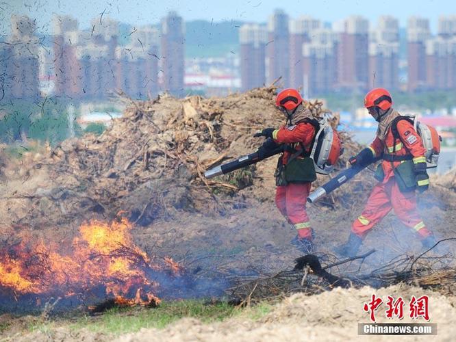 吉林森林消防举行灭火演练 锤炼应对突发能力