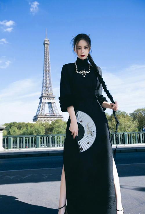 沈梦辰在巴黎穿旗袍看秀##巴黎时装周##沈梦辰的辫子1米5长