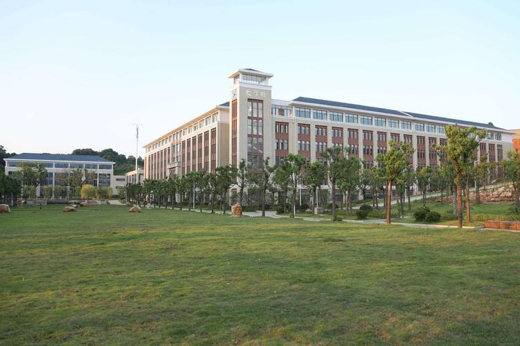 5,九江职业技术学院——位于江西,本地排名第一学院是经教育部批准