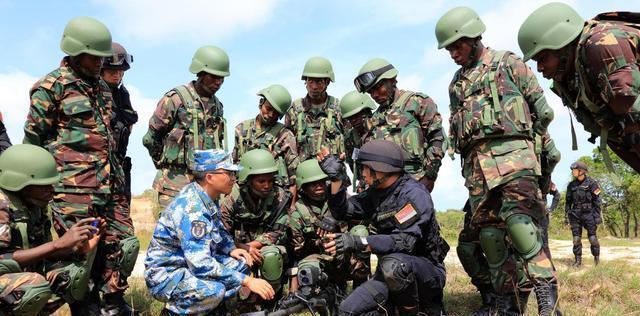 坦桑尼亚通过中国军训的东非解放军打遍非洲无敌手