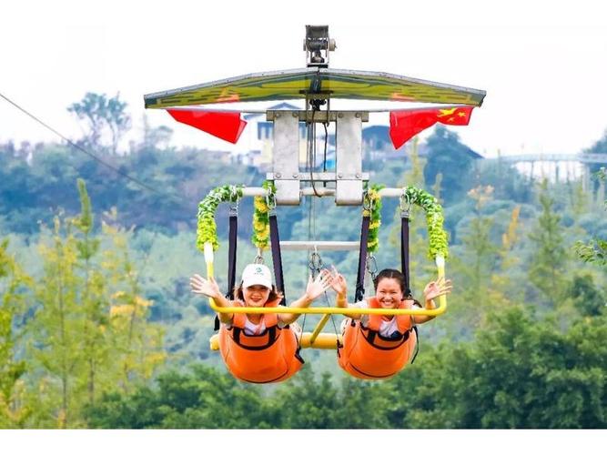 滑翔飞翼大型游乐设备水上滑翔飞翼定制厂家新乡市中鑫游乐设备有限