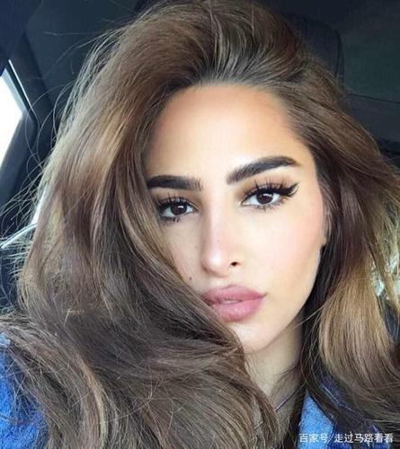 中东地区最具影响力的女性之一,5.5亿美元富豪美女huda beauty