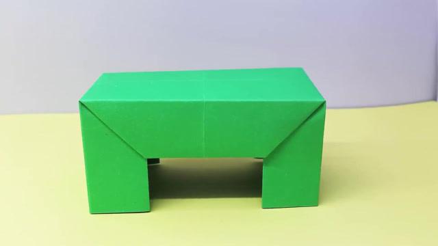 宝宝学折纸:小朋友最喜欢的折纸桌子来了,你学会了吗?
