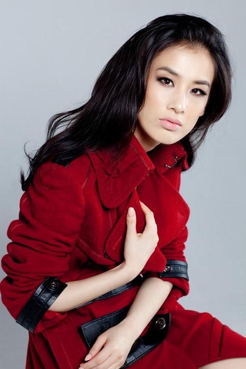 回顾8位著名的上海籍中年女演员:美丽背后,各有各的酸甜苦辣