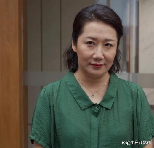 演员郭虹凭伪装者桂姨火出圈54岁母亲是她坚强的后盾