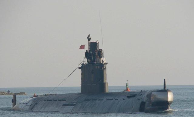 39名官兵仅一人幸存|潜艇|中国潜艇|事故_新浪新闻