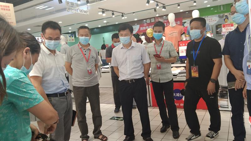 惠环街道主要领导杨鸿辉开展节前安全生产检查工作