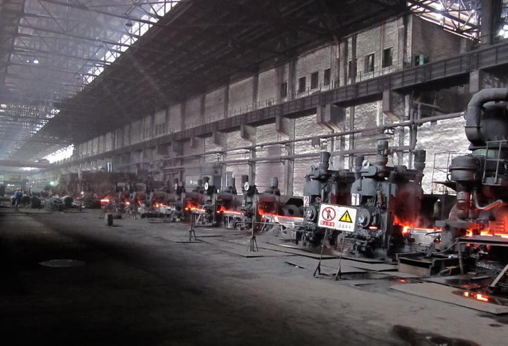 其它 我们和300小型的故事 写美篇 原首钢轧钢厂300小型车间(后改称