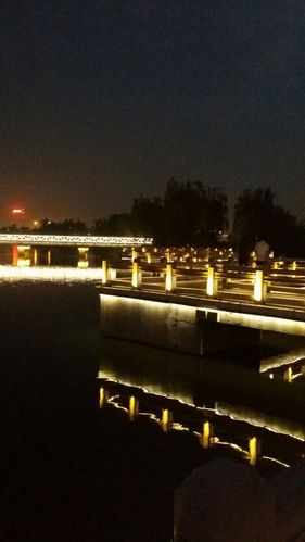 滨河公园夜景