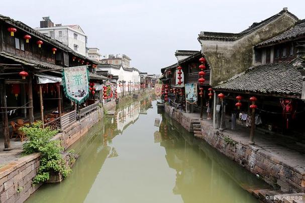 浙江嘉兴是一座历史悠久,文化底蕴深厚的城市,也是一座充满魅力的旅游